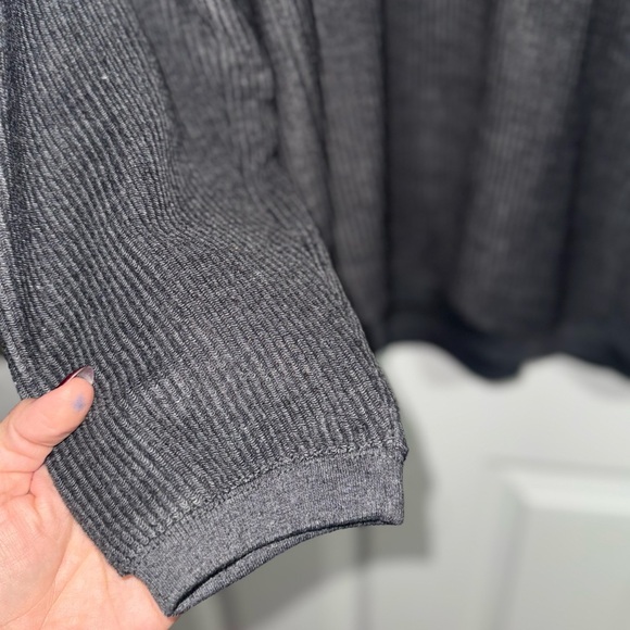 Gray Ribbed Crewneck “home grown” by MV Sport - Picture 3 of 4